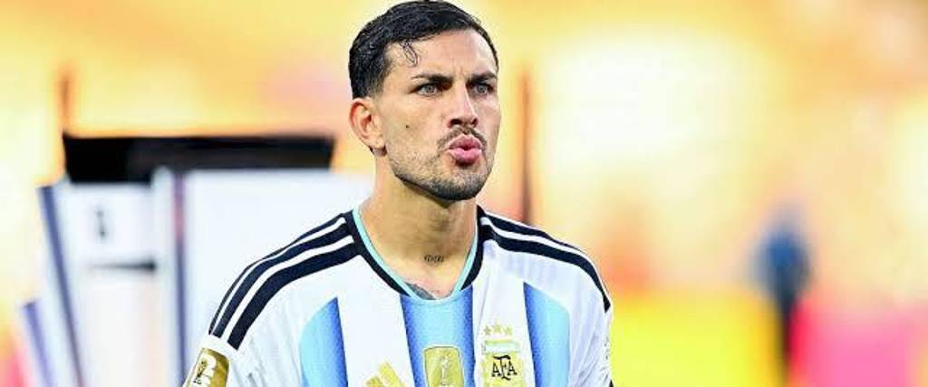 Leandro Paredes, mediocampista de la selección de Argentina.