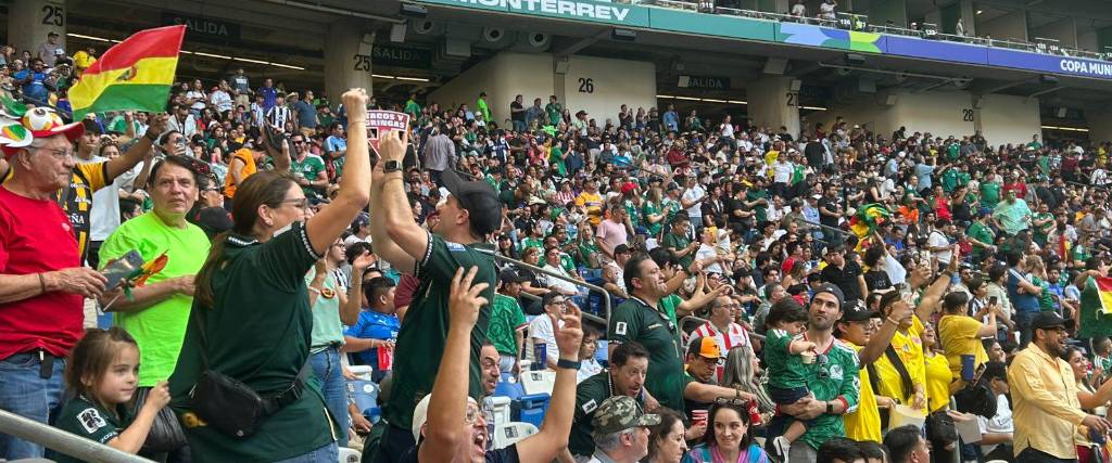 Festejos en el estadio de Monterrey.