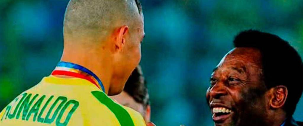 El hijo de Ronaldo Nazário y Pelé recrearon una icónica foto de los astros brasileños