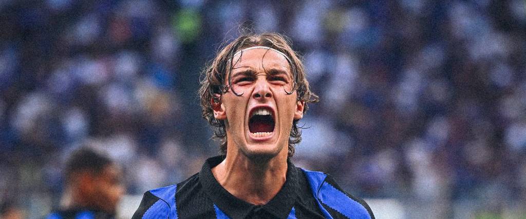 El delantero Pio Espósito celebra el primer gol del Inter en la temporada. 