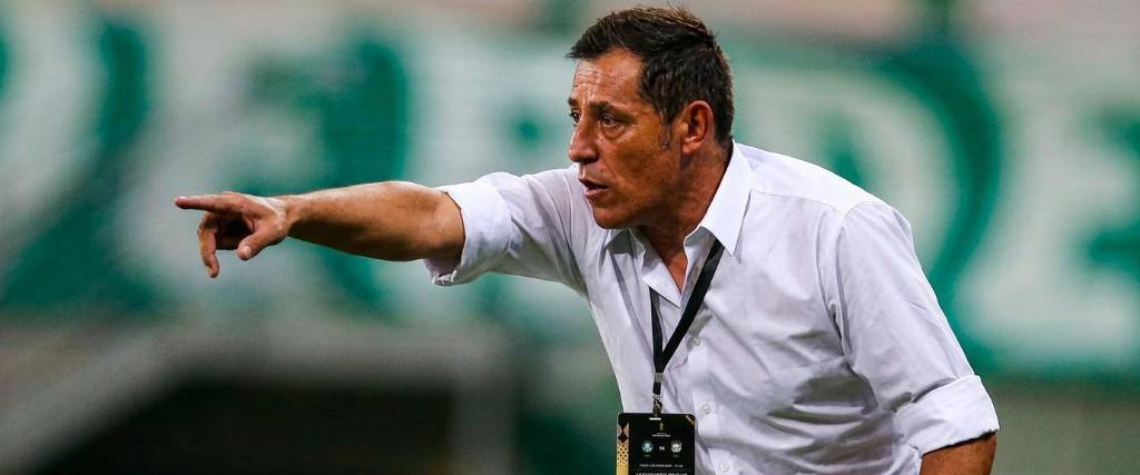 El entrenador argentino Miguel Ángel Zahzú estará al mando de GV San José. 