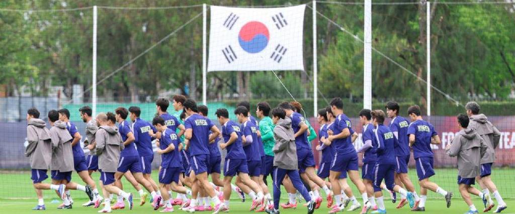 La selección Corea del Sur entrena durante el Mundial 2026. 