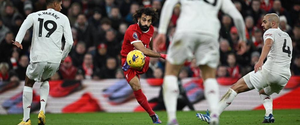 El egipcio Mohamed Salah no pudo marcar ante el United. Los ‘Reds’ perdieron el liderato de la Premier.