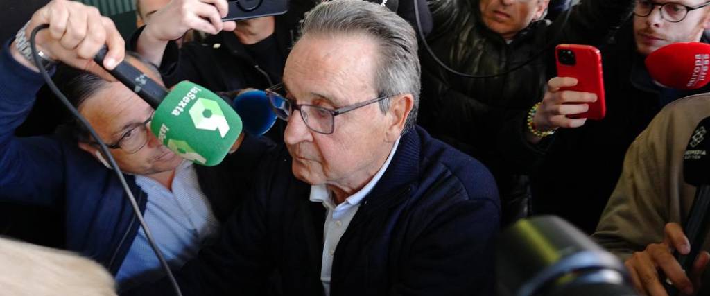 El exvicepresidente del comité de árbitros asistió a la audiencia y decidió no declarar ante el juez.