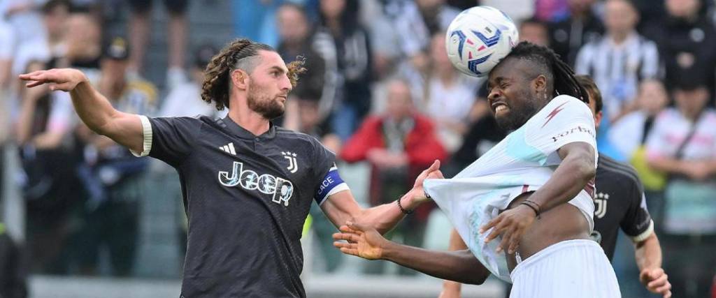 Juventus empató en condición de local y perdió la oportunidad de asegurar su clasificación a la Champions.