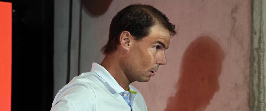 El tenista español brindó una conferencia de prensa, donde manifestó que evaluará si jugará el Roland Garros