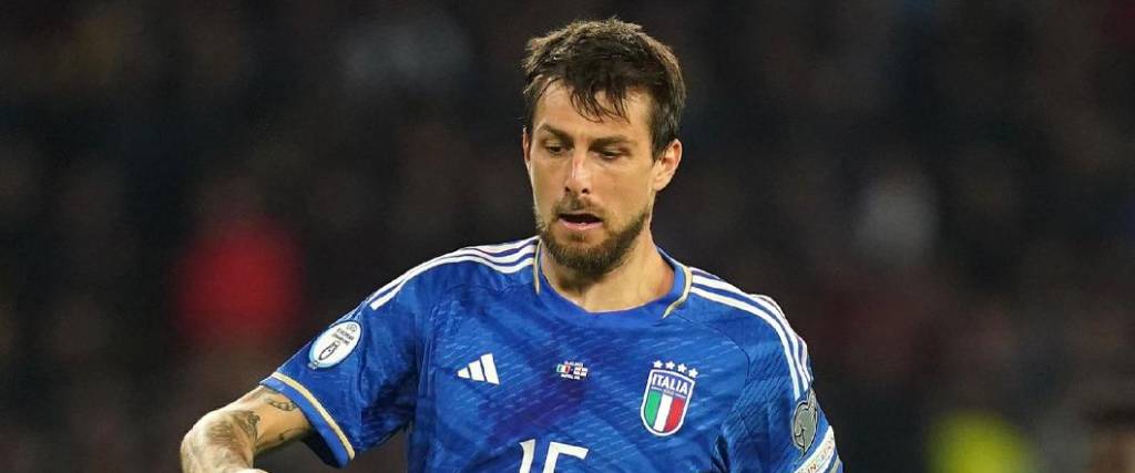 El defensor de la selección italiana se salvó de ser sancionado por la Federación tras ser acusado de racismo