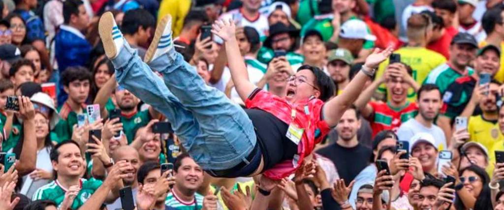 Aficionados se organizan para un baile masivo con la canción ‘Gangnam Style’