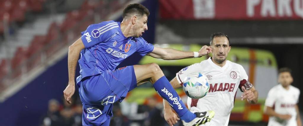 El duelo entre la Universidad de Chile y Lanús terminó igualado 2-2 en el duelo de ida por ‘semis’ de copa.