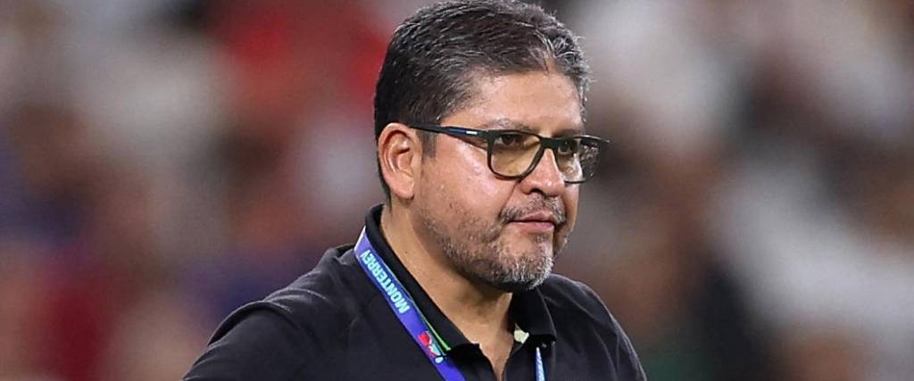 Tras pedir disculpas a Marcelo Martins, el DT de la Verde habló sobre una posible convocatoria del ‘Matador’.