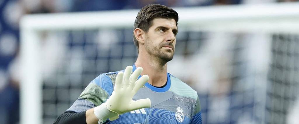 El portero del Real Madrid manifestó que existe buena relación entre los jugadores y el técnico Xabi Alonso.