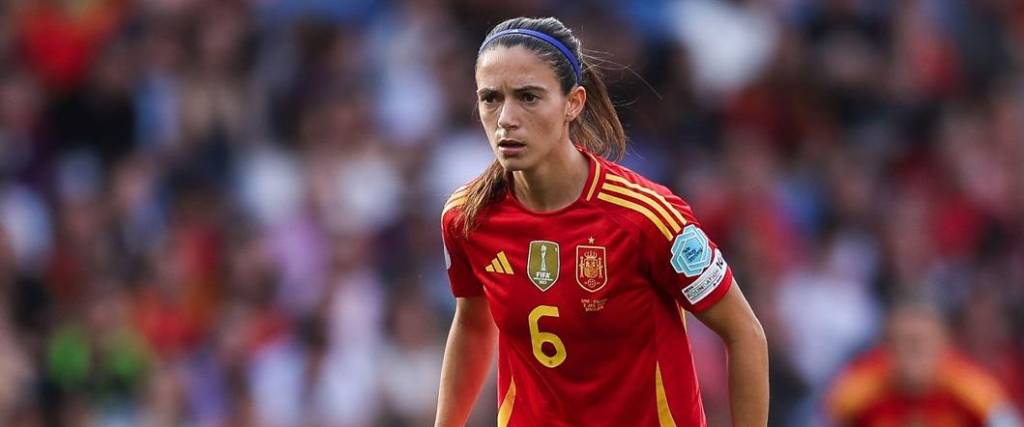 La actual Balón de Oro sufrió una grave lesión, que la dejará fuera de las canchas durante cinco meses.