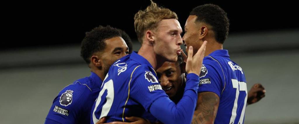 El equipo londinense logró una victoria por 3-2 en su primer partido de la temporada en la Premier League.