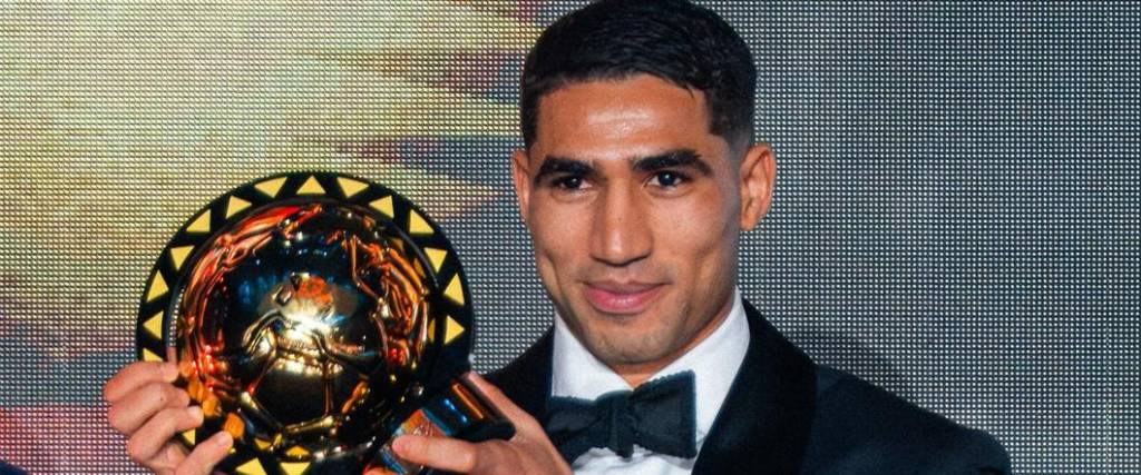 El defensor del PSG fue elegido como el mejor jugador africano de la temporada 2025.