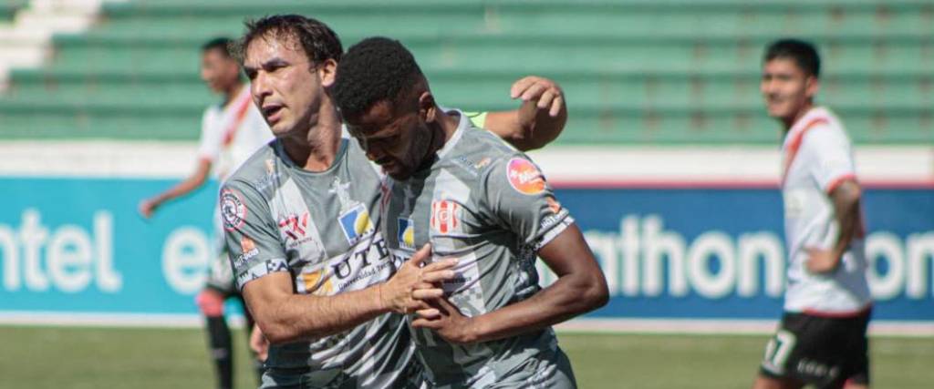 El paraguayo Cristaldo y el brasileño Barbosa marcaron los goles del conjunto capitaliano.