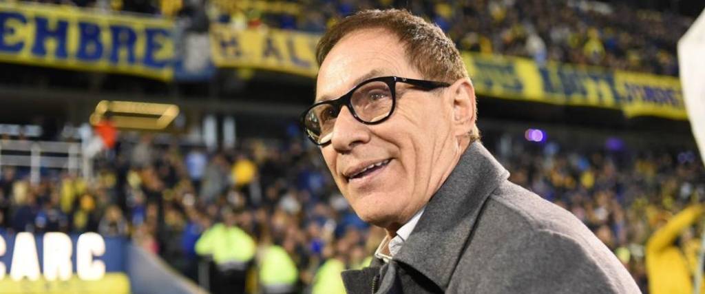 El entrenador, de 65 años, no continuará al mando de Rosario Central para la temporada 2026.