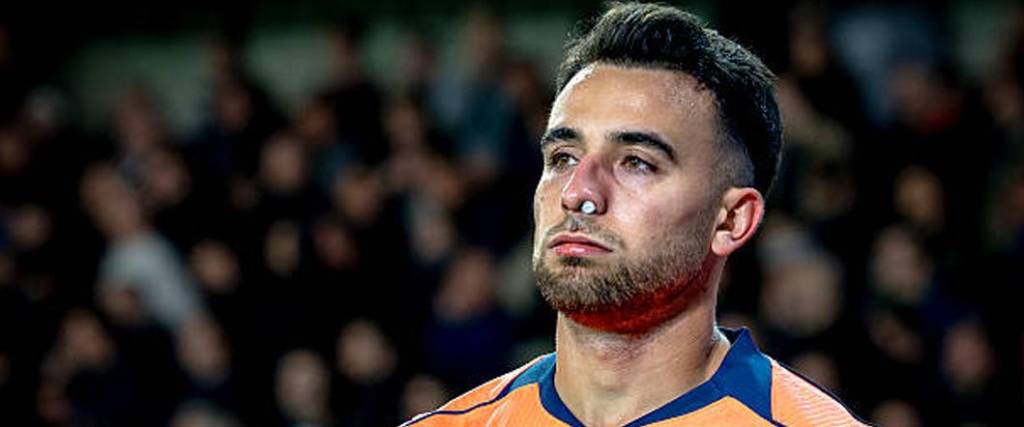 El defensor del Barcelona terminó con una fractura en la nariz tras un choque con un jugador de Brujas.