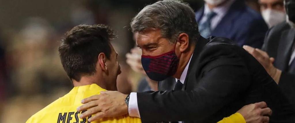 El presidente del Barcelona descartó un posible retorno del astro argentino tras el deseo de Messi de “volver”.