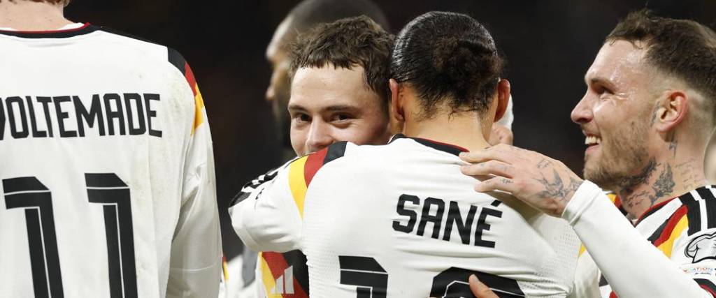 El equipo germano logró la clasificación a la Copa del Mundo tras vencer por goleada a Eslovaquia.