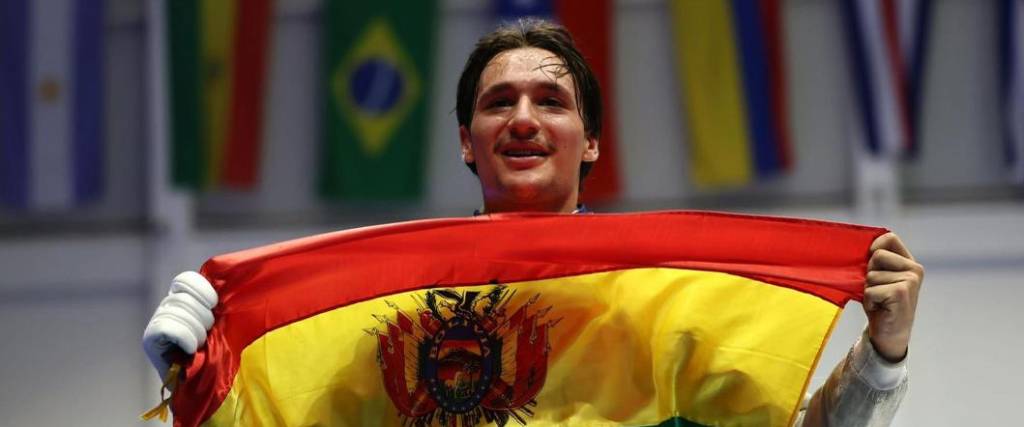 El esgrimista logró la primera medalla para Bolivia en la actual edición de los Juegos Panamericanos Junior