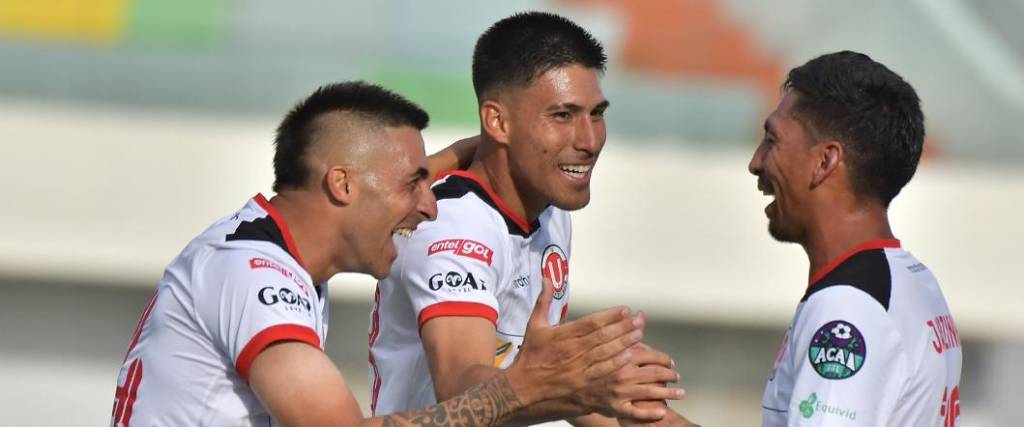 El conjunto ‘manzanero’ logró su primer triunfo en el campeonato con una goleada ante ABB.