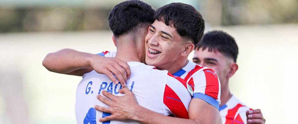 El equipo paraguayo logró una victoria por la mínima para clasificarse al Mundial de Chile.