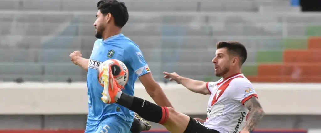 El duelo entre San Antonio y Always Ready terminó con victoria del conjunto del trópico cochabambino.