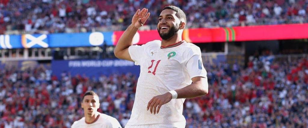 El delantero del PSV de Países Bajos marcó el único tanto del partido a los 72 segundos del partido.