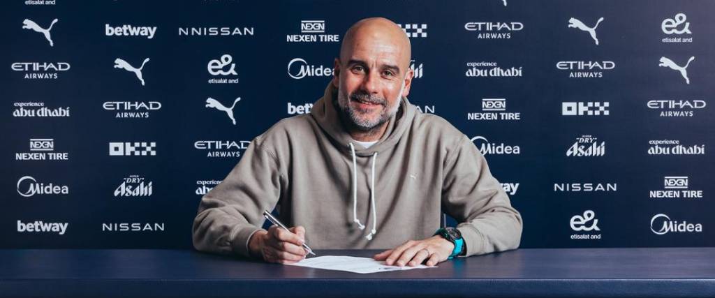 El técnico español continuará en el Manchester City por dos años más tras su renovación de contrato.