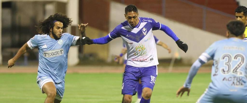 Samuel Galindo no pudo marcar diferencia para el conjunto orureño en el duelo ante Aurora.