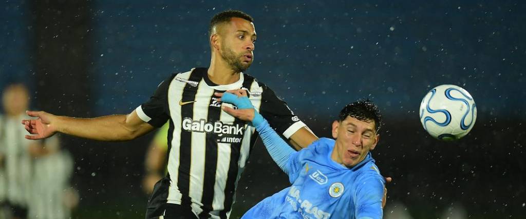 El equipo brasileño se clasificó para la final de la Copa Sudamericana, pese a perder con City Torque.