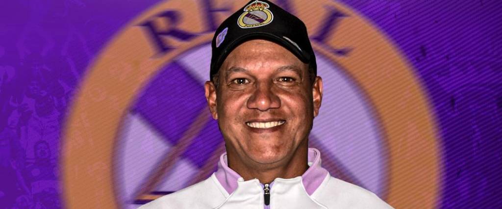 El DT brasileño dejó su cargo tras la eliminación del cuadro lila del Torneo de Verano de la FBF.