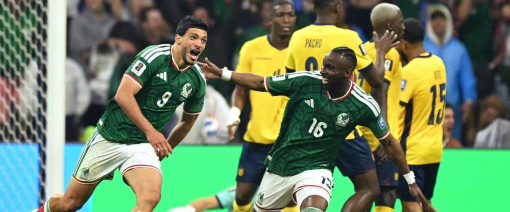 Con goles de Jiménez y Quiñones, la selección mexicana logró la clasificación a octavos de final.