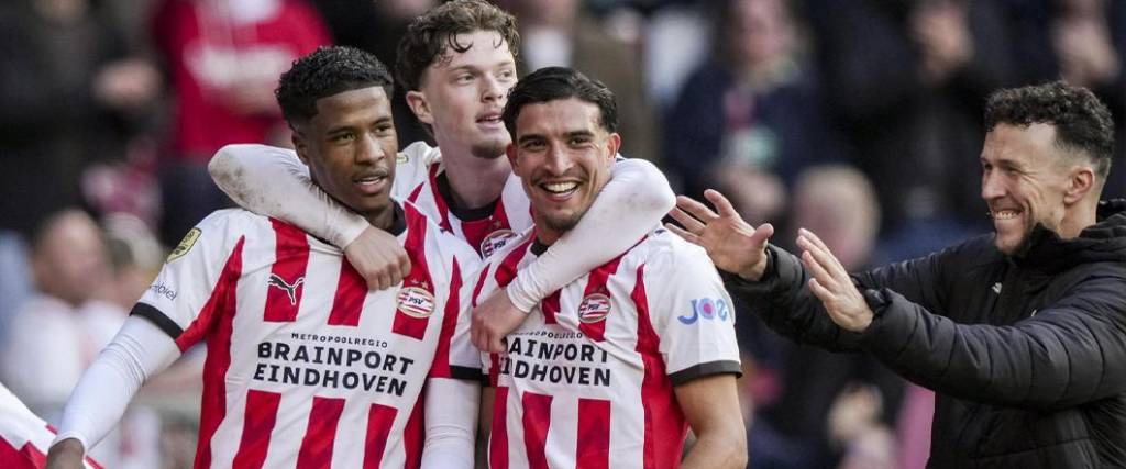El PSV logró una victoria el sábado, que le permitió coronarse campeón tras el empate del Feyenoord.