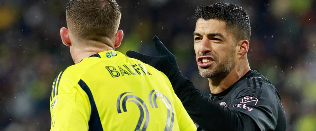 El delantero uruguayo volvió a ser suspendido en la MLS tras golpear a un rival en el duelo ante Nashville.