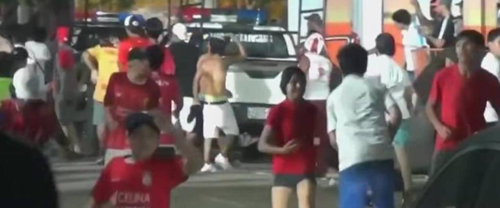 Tras el partido entre Blooming y Guabirá se registraron actos de violencia en las afueras del Gilberto Parada.