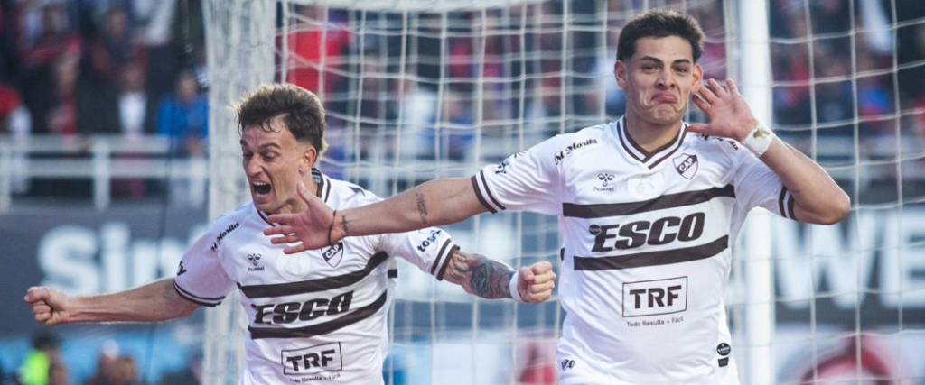 Franco Zapiola marcó el único tanto del ‘Calamar’ para la victoria en el Nuevo Gasómetro ante el ‘Cuervo’.