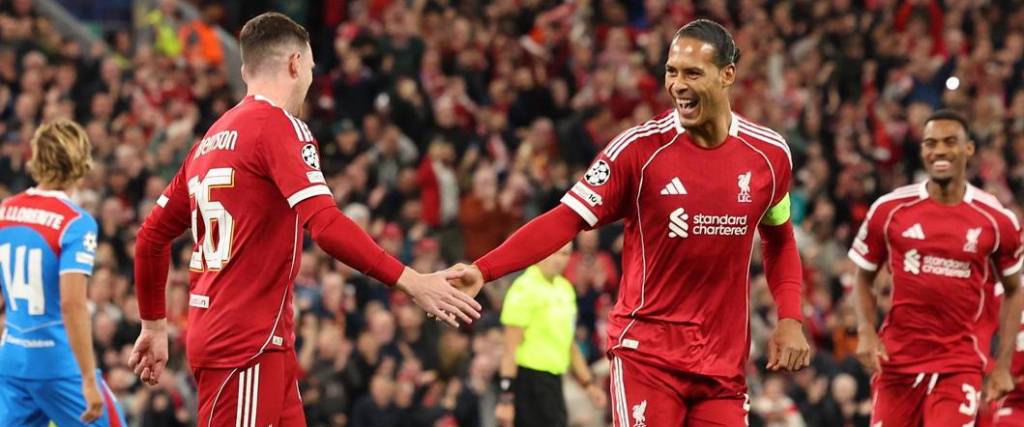 El neerlandés Virgil van Dijk anotó el tanto de la victoria para el Liverpool en condición de local.