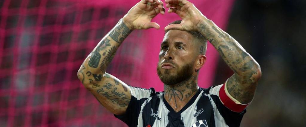 El defensor español confirmó su salida del Monterrey de México tras eliminación en el torneo azteca.