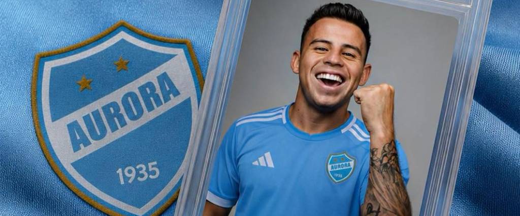 Henry Vaca continuará su carrera en Aurora después de estar sin club durante la gran parte del año.
