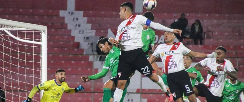 El equipo alteño sumó su segundo empate consecutivo tras igualar 1-1 ante Real Tomayapo.