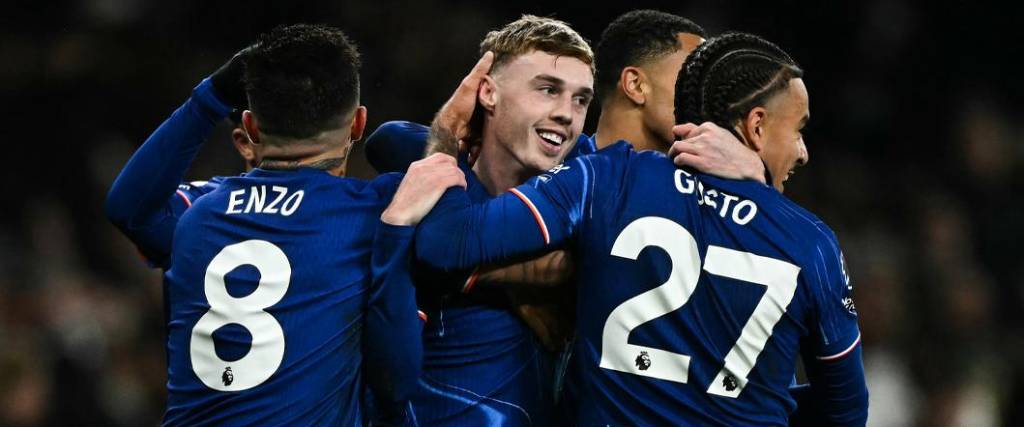 Cole Palmer anotó dos goles para el triunfo del Chelsea en condición de visitante ante Tottenham.