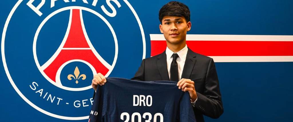 El joven mediocampista, de 18 años, firmó contrato con el PSG tras desvincularse del Barcelona.