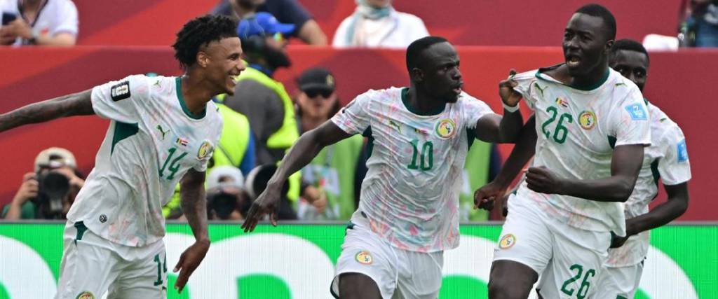 El conjunto africano logró su primera victoria en la Copa del Mundo tras vencer 5-0 a Irak.