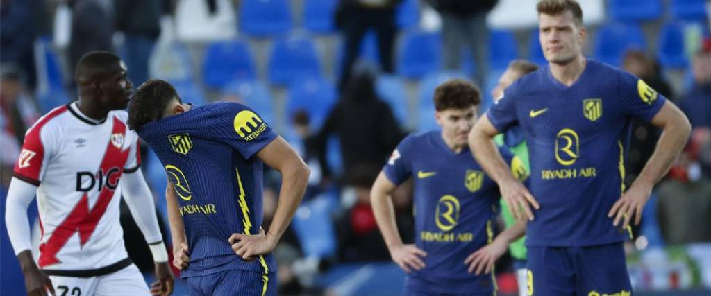 El conjunto colchonero sufrió su segunda caída consecutiva en la Liga de España tras perder con Rayo.