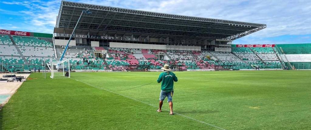 Así luce el estadio Tahuichi para albergar el compromiso entre Bolivia y México, el domingo 25 de enero.