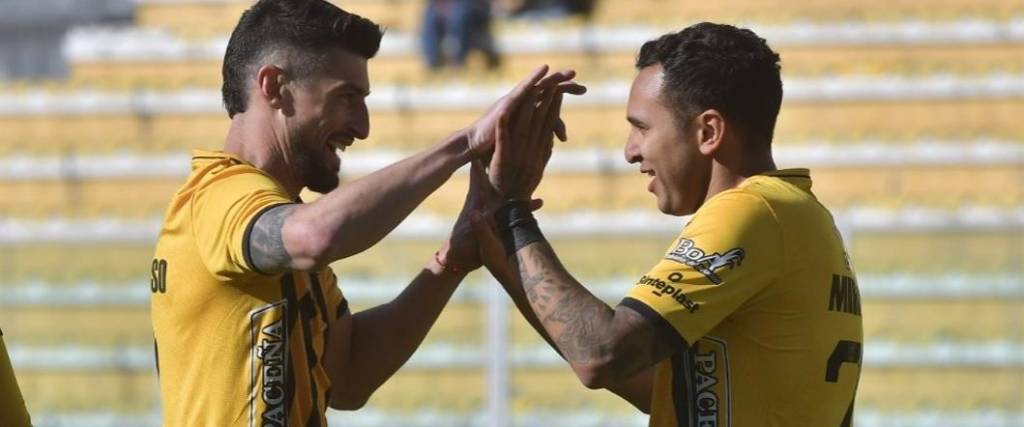 El delantero Bruno Miranda anotó dos de los tres goles para el triunfo del Tigre ante Royal Pari, en La Paz.