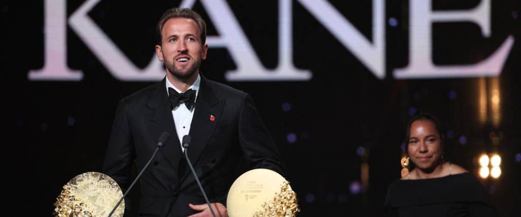 El delantero inglés fue premiado con el trofeo Gerd Müller por segunda vez en su carrera.