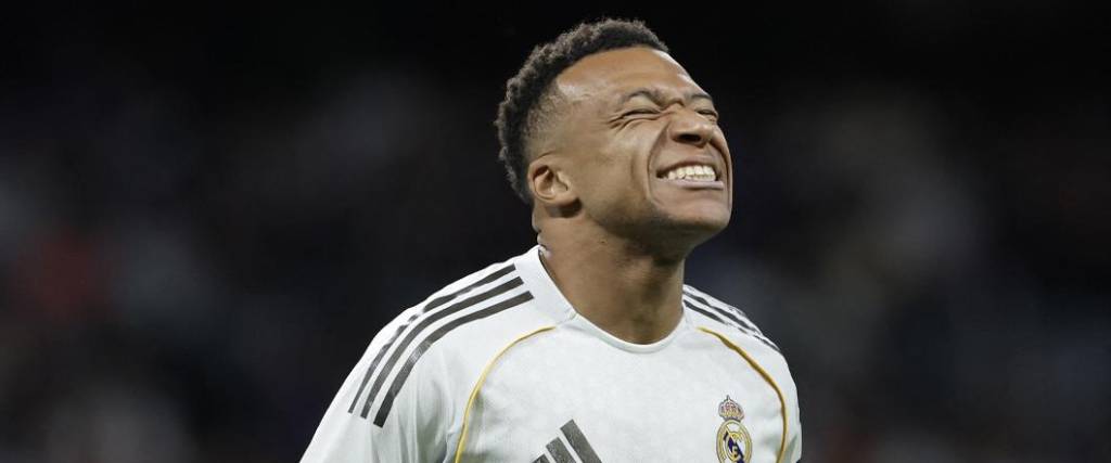 El delantero francés volvió a jugar y fue silbado por los hinchas del Real Madrid en el Santiago Bernabéu.