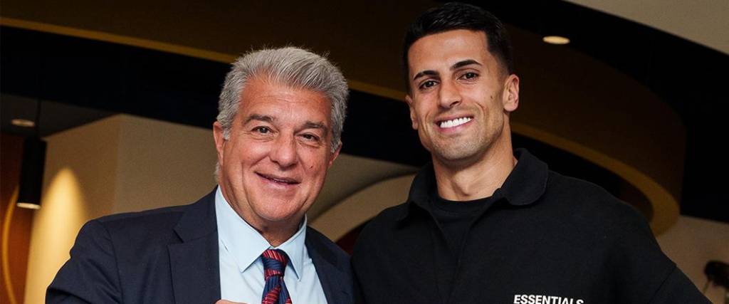 El lateral portugués regresó al Barcelona hasta final de temporada tras su paso por Al Hilal de Arabia Saudita